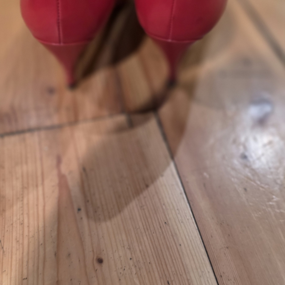 Vintage Etons  Red Women's Heels - Picture 2 of 5